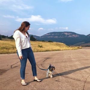 Meet your Posher, Caitlyn